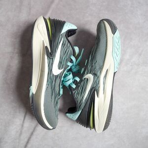 Nike Air Zoom GT Cut 2 Jade Ice Basketball Shoes - Men 9.5/Women 11